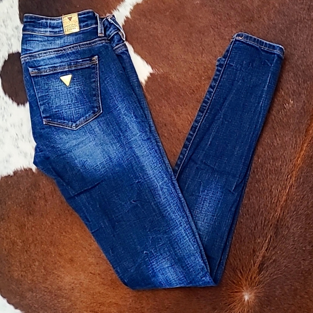 Guess Stressed Skinny Jeans "Jeggings"